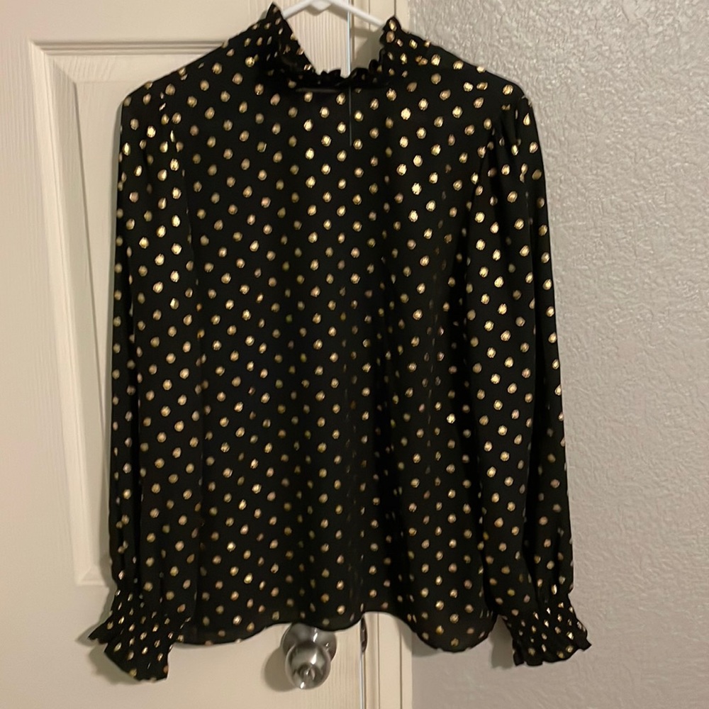 High neck black and gold top